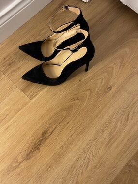 Classic Black Pointed Ankle-Strap Pumps